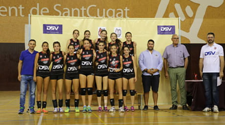 Winning U18 team from Spanish volleyball club DSV Sant Cugat