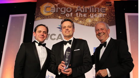 MD Air & Sea UK, Michael D. Hansen receiving the 2016 Freight Forwarder of the Year award