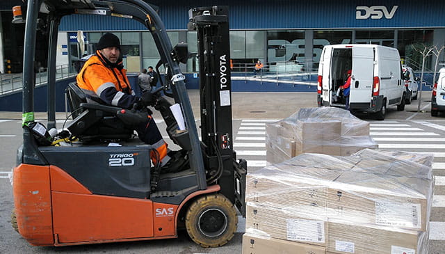 medicaments solidaris transporte dsv
