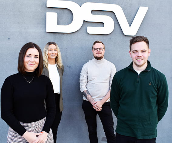 Young DSV trainees