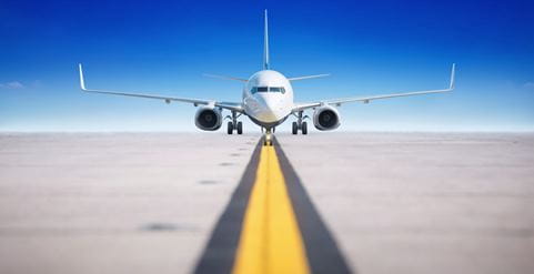 lennuk maandumisrajal