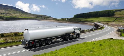 Transporte terrestre de carga química | DSV