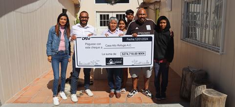 Equipo de DSV Puebla realiza donación a Casa Alto Refugio