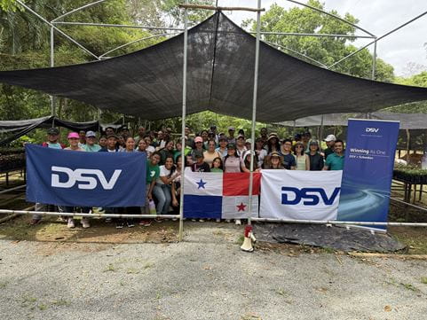 Equipo de voluntarios de DSV Panamá