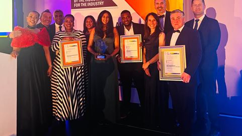 DSV representatives receiving two awards for innovative and sustainable logistics in South Africa