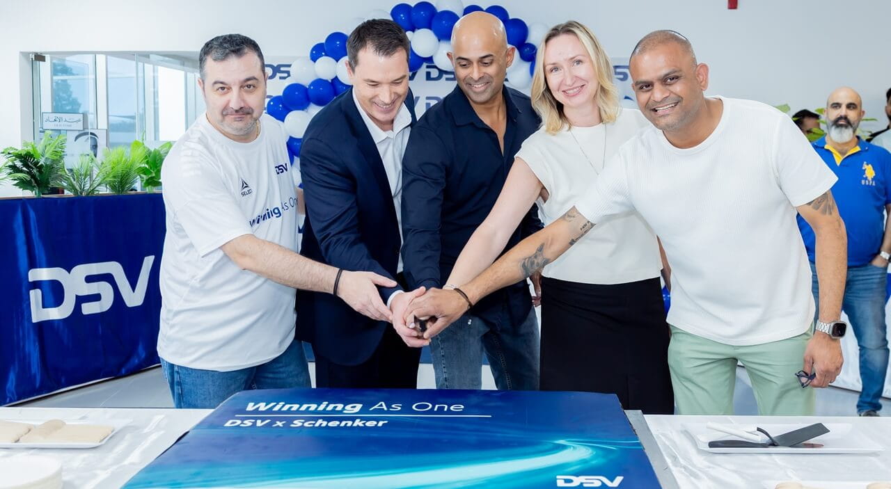 DSV in Dubai celebrates go-live by cutting a cake