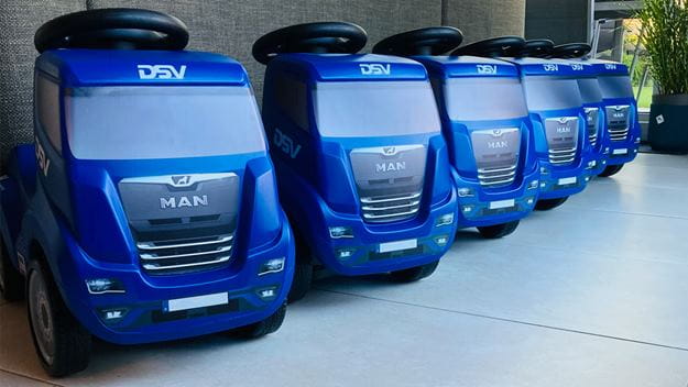 DSV Bobbycars in einer Reihe