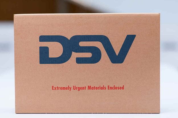 Boîte en carton dur DSV XPress