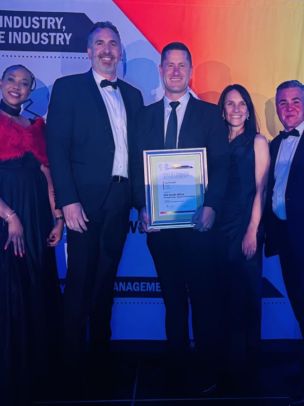 DSV exco team receiving ASCE award on Thursday, 7 August 2025 for innovation in project transport and electric vehicles