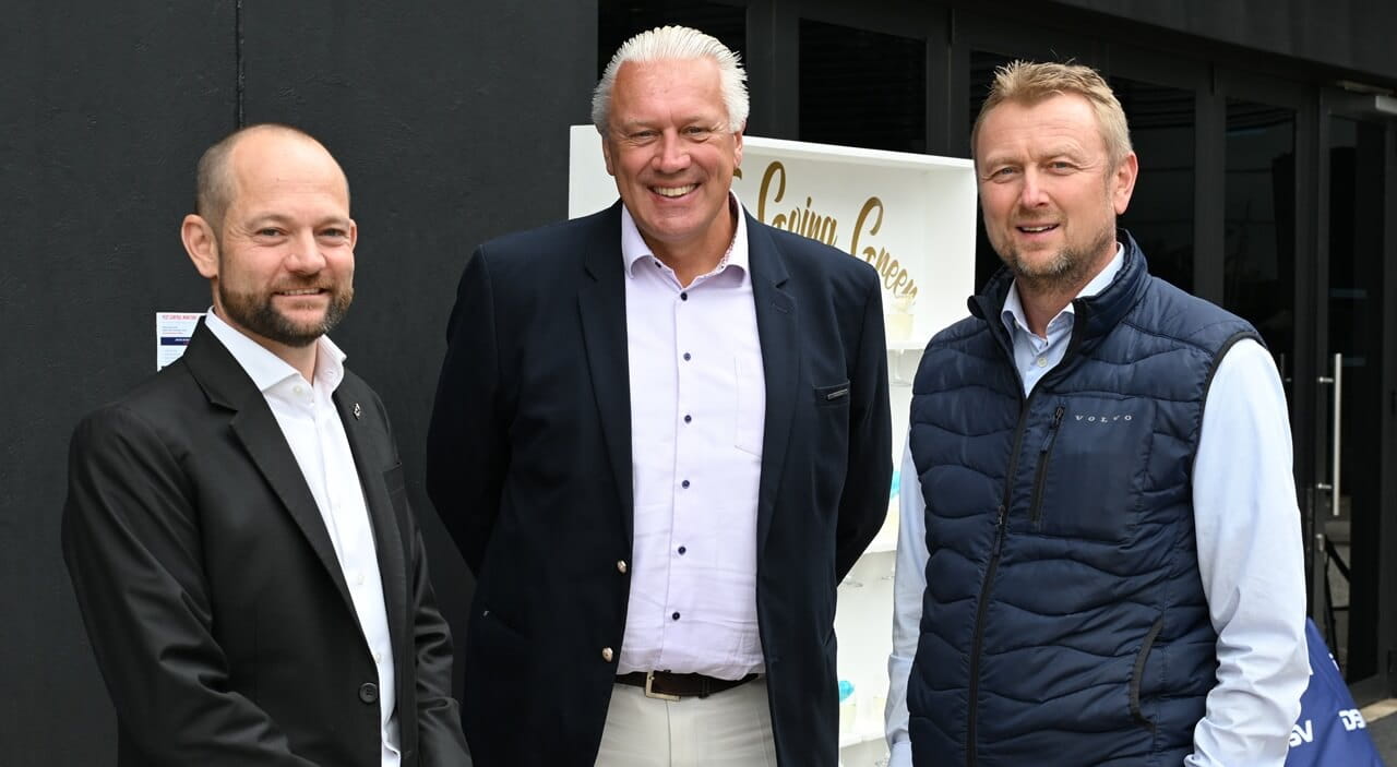 DSV Executive leadership & Volvo Trucks SA representatives