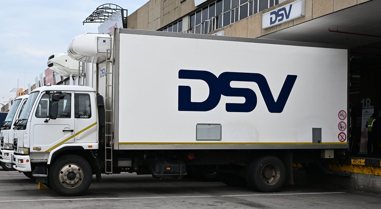 DSV supporting Dunevax in South Africa with specialised cold chain air freight logistics from Turkey to Pretoria