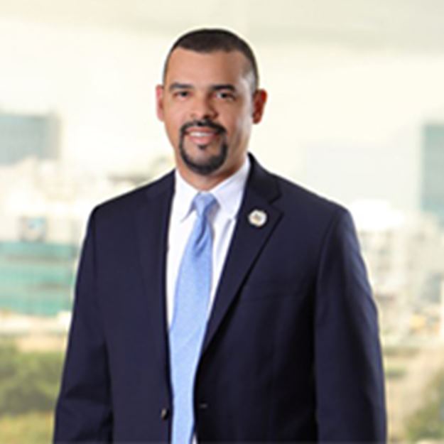 Jhonatan Báez, Gerente General de Tropical Shipping en República Dominicana